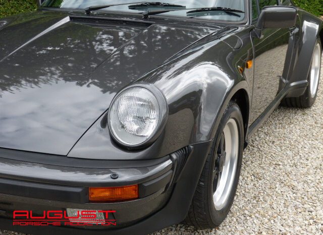 Porsche 930 Turbo 3.3 1989 complet