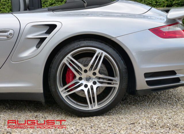 Porsche 997 Turbo Cabriolet 2008 complet