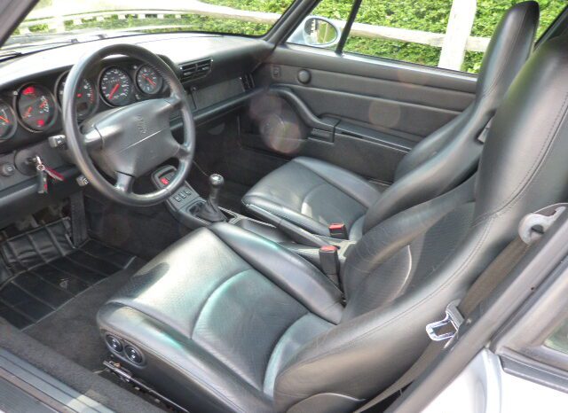 Porsche 993 Carrera 2 1994 complet