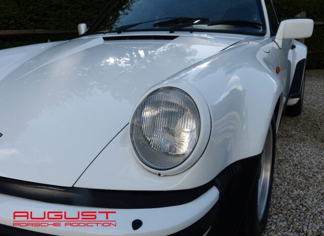 Porsche 930 Turbo 3.3 1984 complet