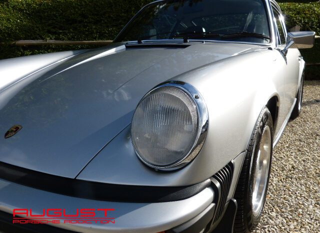 Porsche 911 2.7 1975 25 Anniversary complet