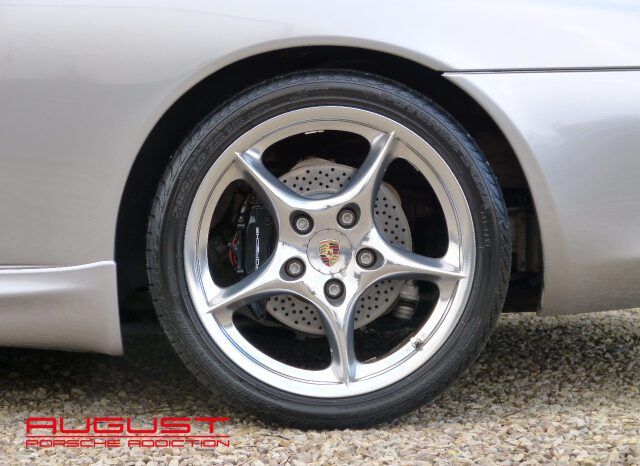 Porsche 996 Carrera 2 “40 ans” 2004 complet