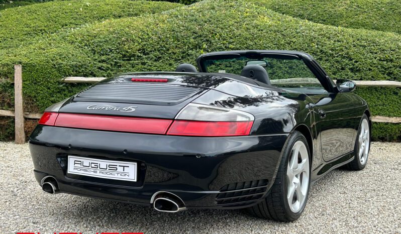 Porsche 996 Carrera 4s Cabriolet 2004 complet