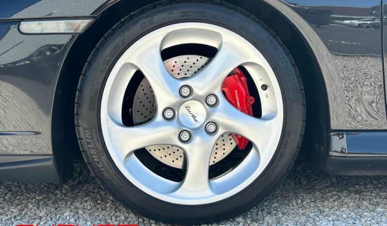 Porsche 996 Turbo 2004 complet