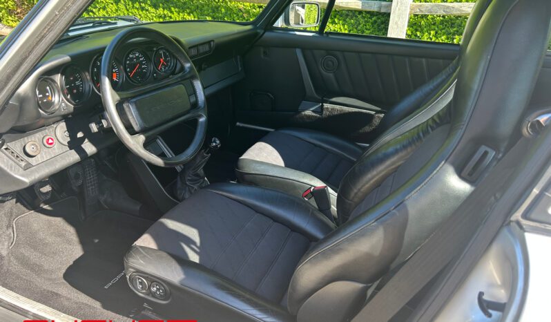 Porsche 911 Carrera 3.2 1985 complet
