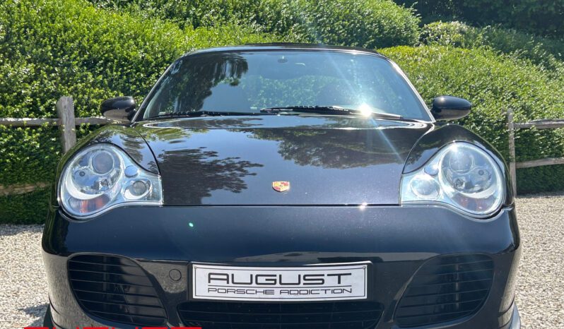 Porsche 996 Turbo 2004 complet