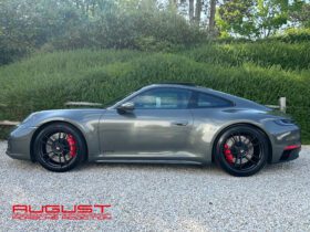 Porsche 992 Carrera GTS