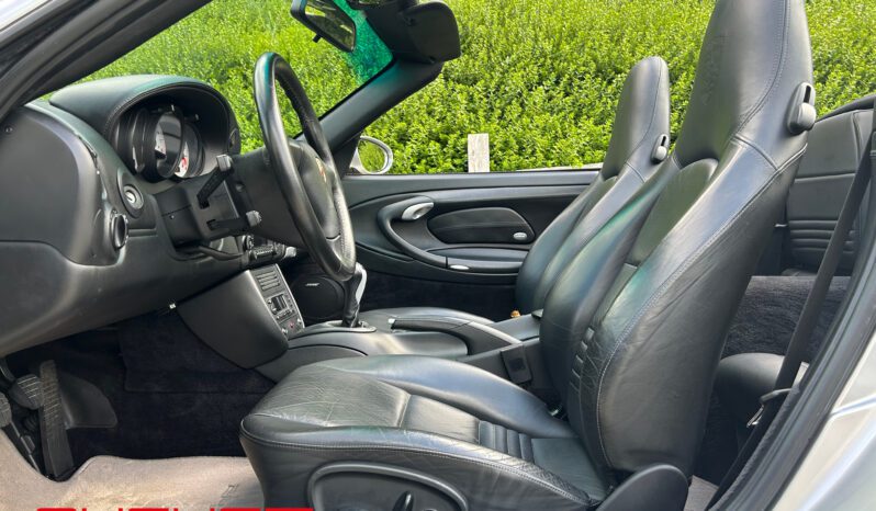Porsche 996 Carrera 4S Cabriolet complet