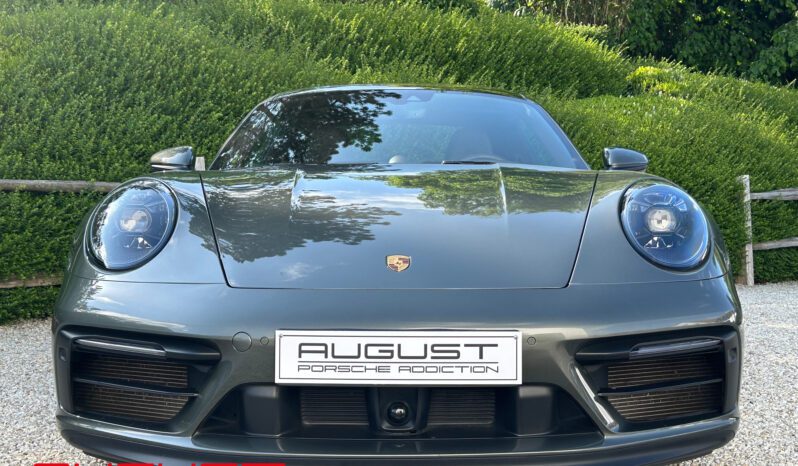 Porsche 992 Carrera GTS complet