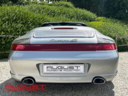 Porsche 996 Carrera 4S Cabriolet complet