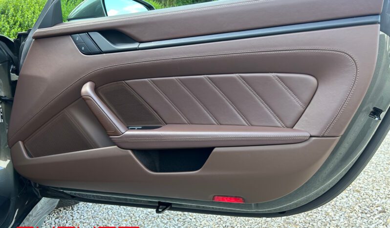 Porsche 992 Carrera GTS complet