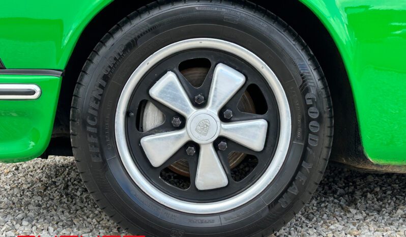 Porsche 911 2.4 T Targa 1973 complet