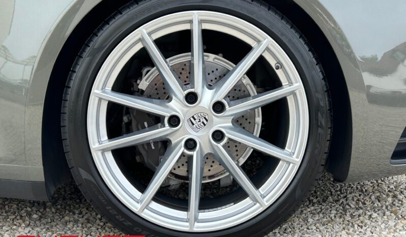 Porsche 992 Carrera  2020 complet