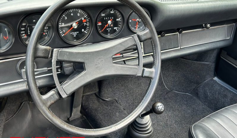 Porsche 911 2.4 T Targa 1973 complet