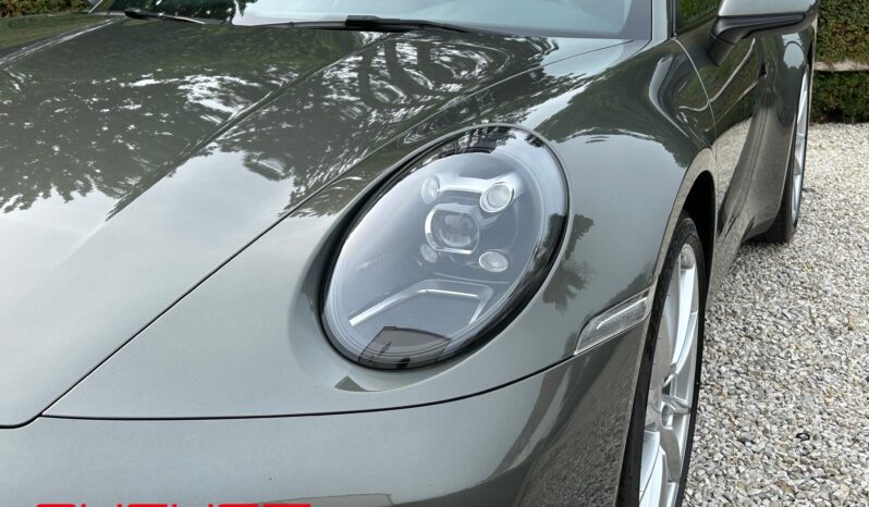 Porsche 992 Carrera  2020 complet