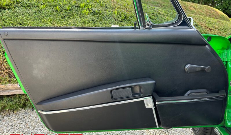 Porsche 911 2.4 T Targa 1973 complet