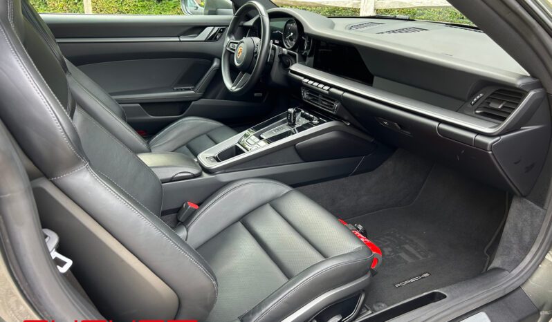 Porsche 992 Carrera  2020 complet
