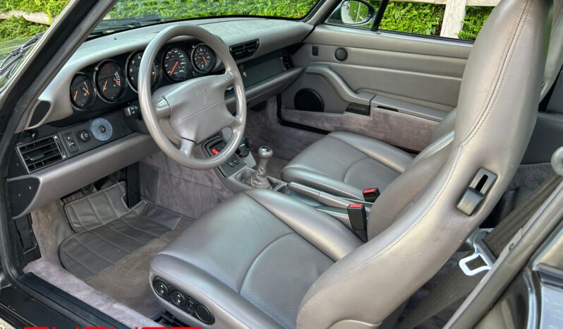 Porsche 993 Carrera 2 1994 complet