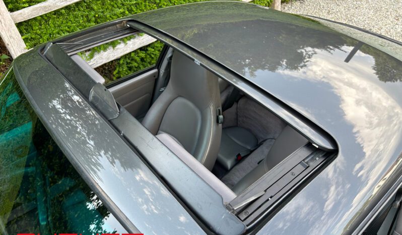 Porsche 993 Carrera 2 1994 complet