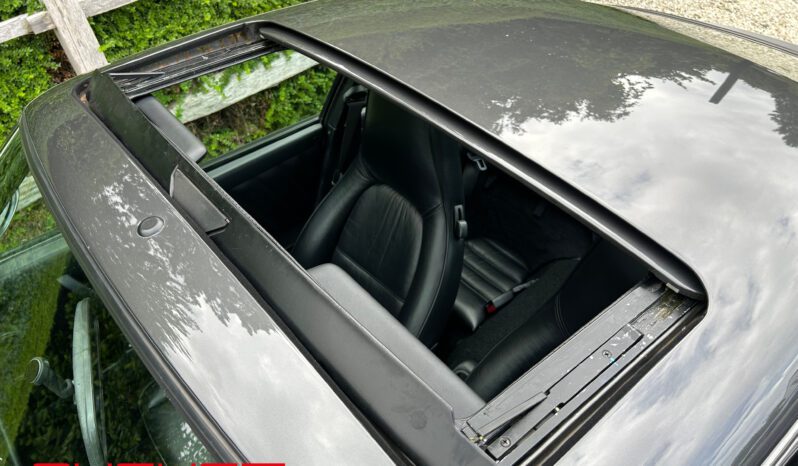 Porsche 964 Carrera 4 1993 complet