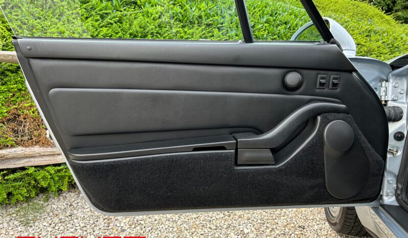 Porsche 993 Targa 1996 complet