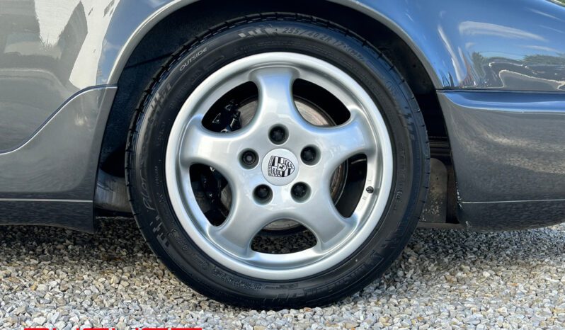 Porsche 964 Carrera 4 Cabriolet 1993 complet