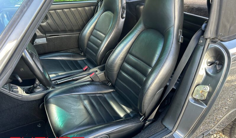 Porsche 964 Carrera 4 Cabriolet 1993 complet
