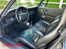 Porsche 964 Carrera 4 Cabriolet 1993 complet