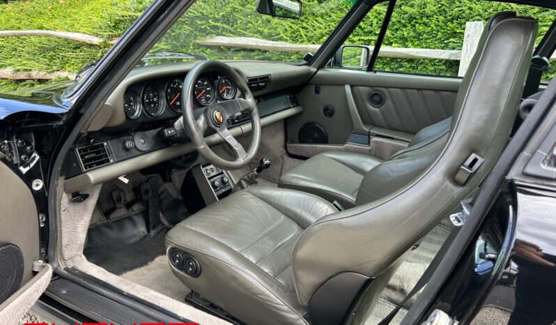 Porsche 911 Carrera 3.2 1986 complet