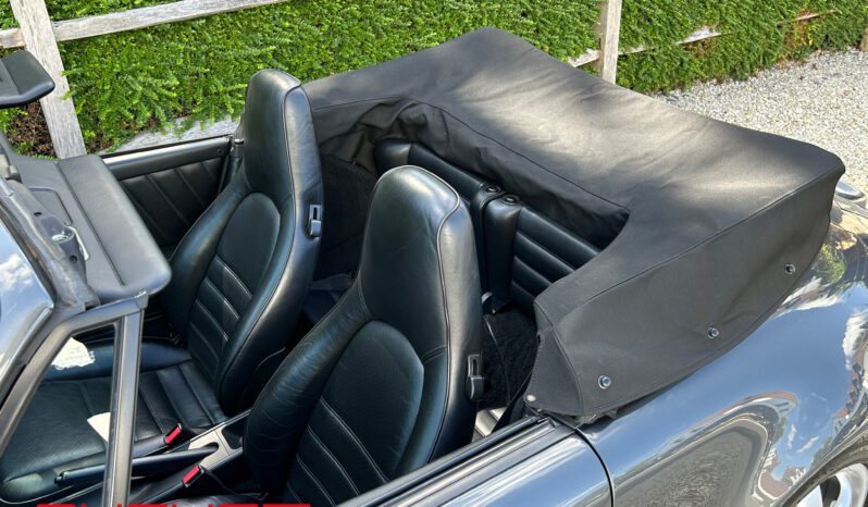 Porsche 964 Carrera 4 Cabriolet 1993 complet