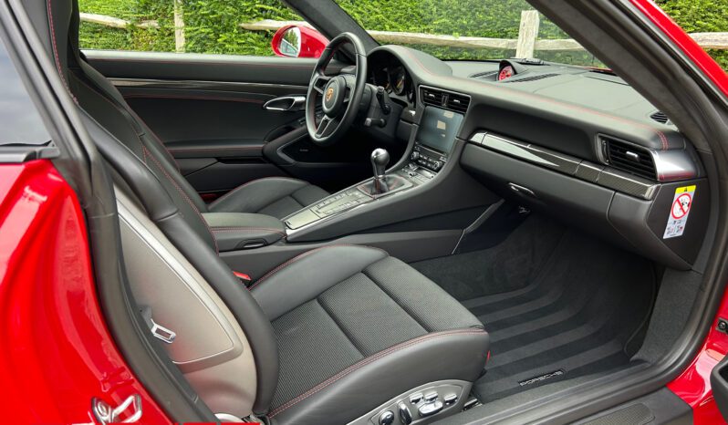 Porsche 991 GT3 Touring 2018 complet