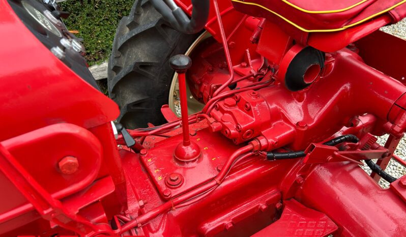 Porsche Tracteur Diesel Standard 218 complet