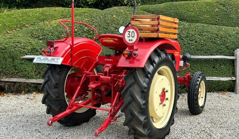Porsche Tracteur Diesel Standard 218 complet