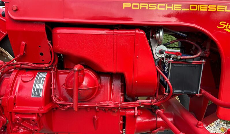 Porsche Tracteur Diesel Standard 218 complet
