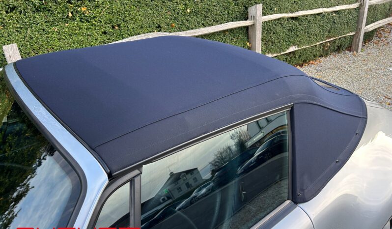 Porsche 993 Carrera Cabriolet 1996 complet