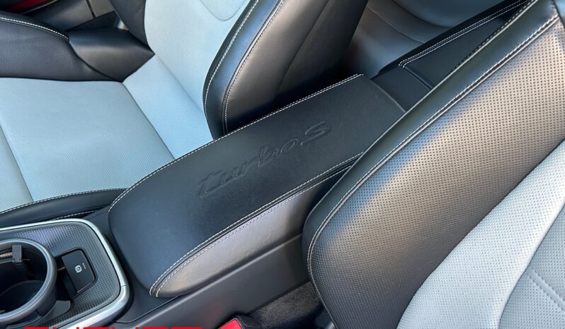 Porsche 992 Turbo S Cabriolet 2021 complet