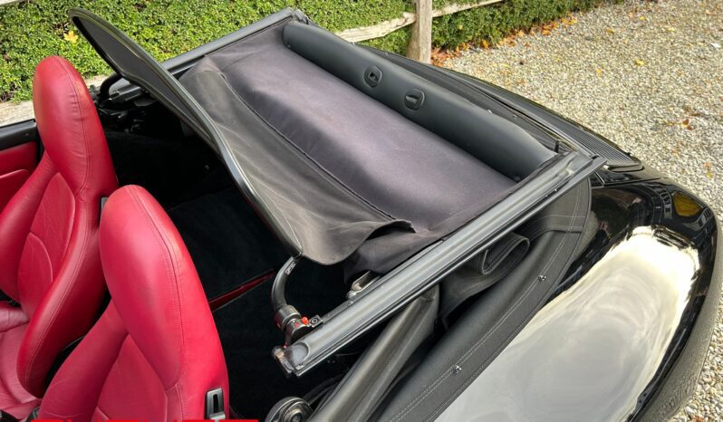 Porsche 993 Carrera Cabriolet 1994 complet