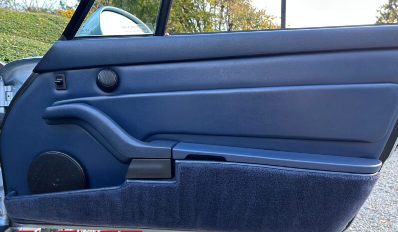 Porsche 993 Carrera Cabriolet 1996 complet