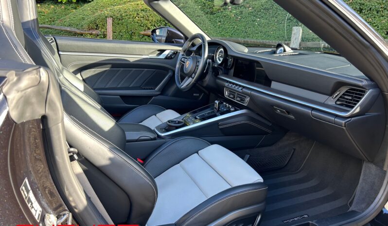 Porsche 992 Turbo S Cabriolet 2021 complet