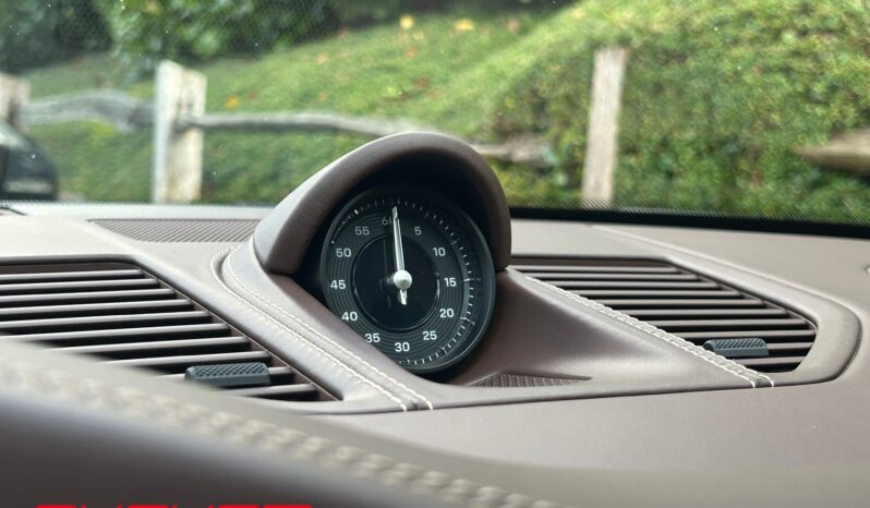 Porsche 992 Targa 4 GTS 2024 complet