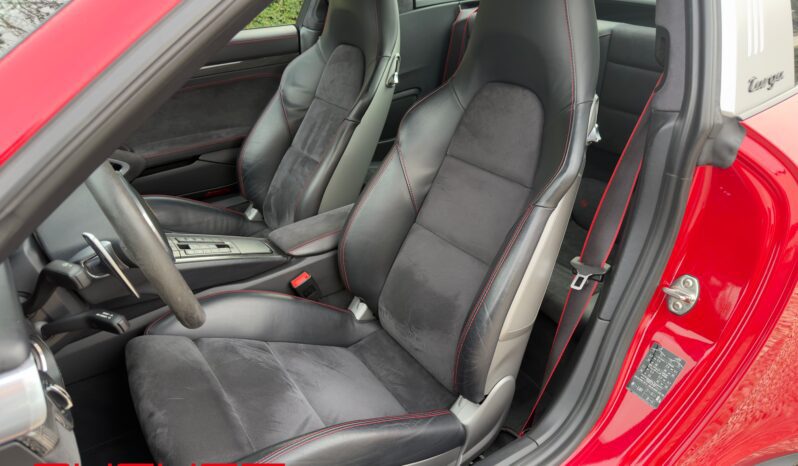 Porsche 991 Targa 4 GTS 2016 complet