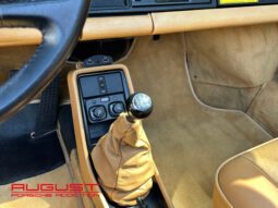 Porsche 911 Carrera 3.2 Turbo-Look 1985 complet