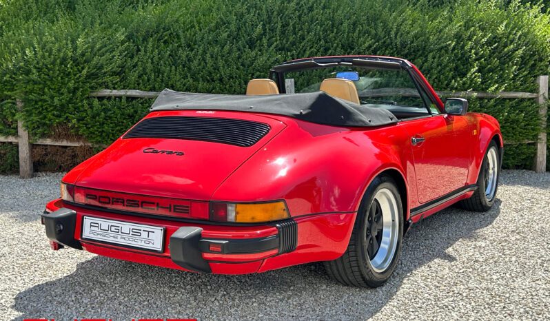 Porsche 911 Carrera 3.2 Turbo-Look 1985 complet