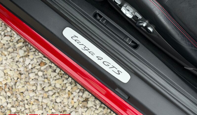 Porsche 991 Targa 4 GTS 2016 complet