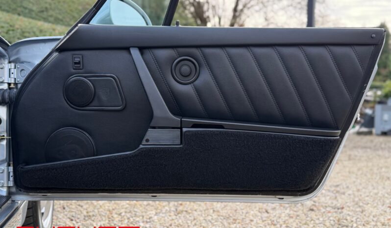 Porsche 964 Carrera 2 Cabriolet 1993 complet