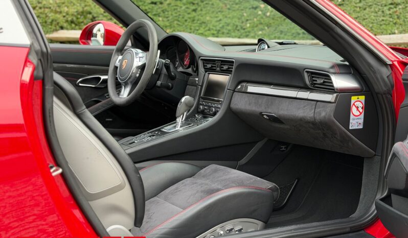 Porsche 991 Targa 4 GTS 2016 complet