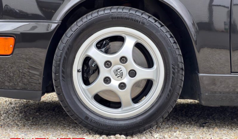 Porsche 964 Carrera 4 1993 complet