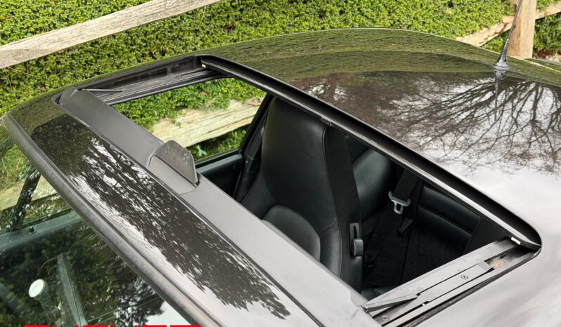 Porsche 964 Carrera 4 1993 complet