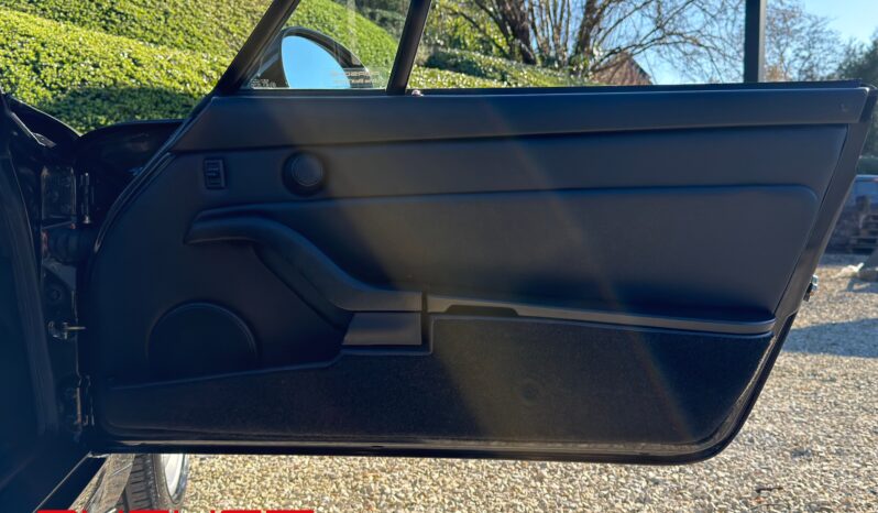 Porsche 993 Carrera Cabriolet 1997 complet