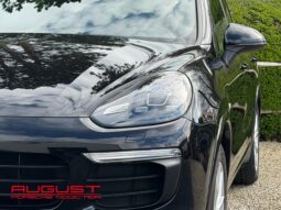 Porsche Cayenne S E-Hybrid 2017 complet